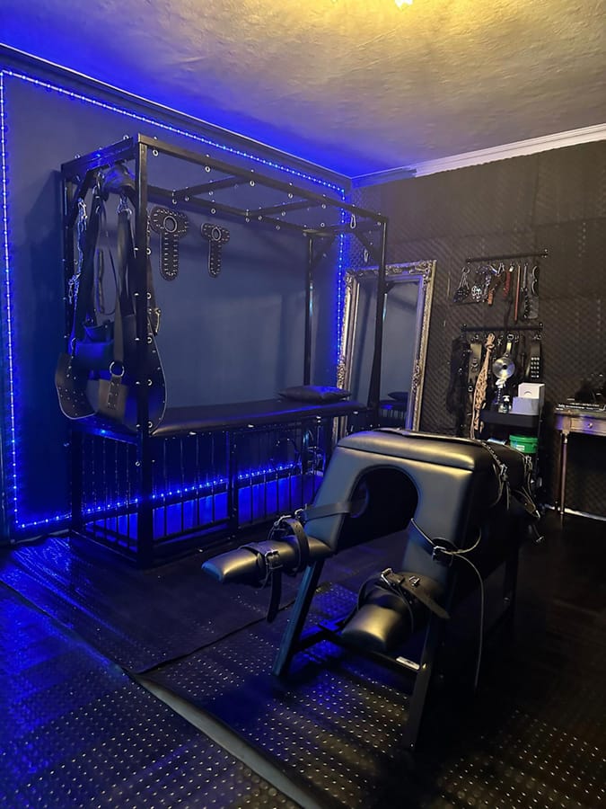 London Dungeon Hire BDSM Studio In Hoxton N1 London Dungeon Hire BDSM Studio In Hoxton N1
